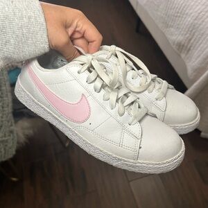 Nike White and Pink Sneakers